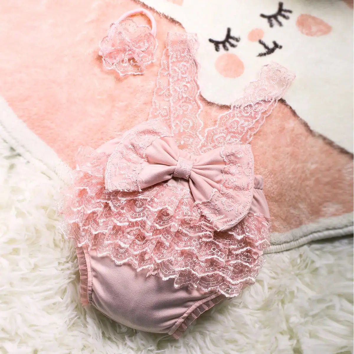 Ylsteed Newborn Photography Outfits Big Bowknot Baby Lace Romper with Hairband Blue Suspender Trousers Photo Shooting Overalls - Tiny Treasure Boutik